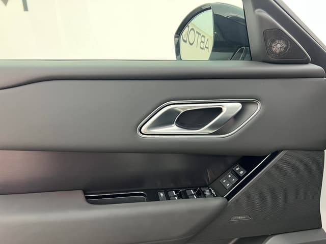 Land Rover Velar 2.0P 250 Dynamic SE в лизинг - 19