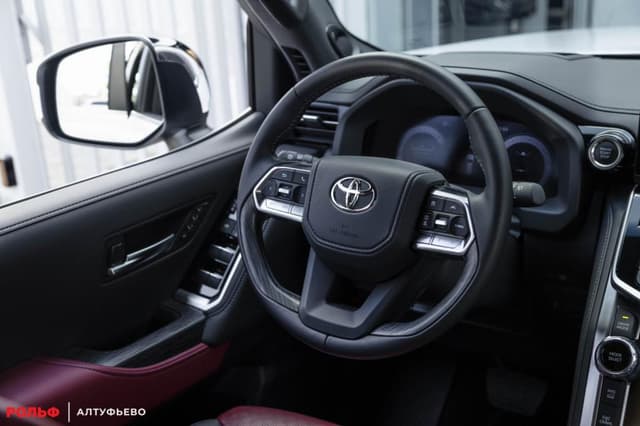 Toyota Land Cruiser 300 В-Икс-Р 3.3 дизель АТ в лизинг - 9