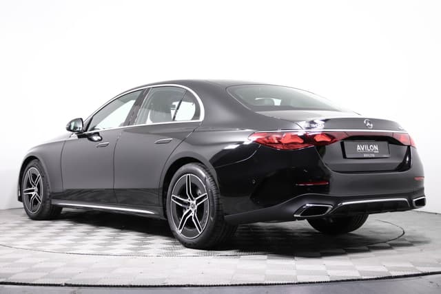 Mercedes-Benz E седан 300 полный привод АМГ Лайн (AMG Line) в лизинг - 6