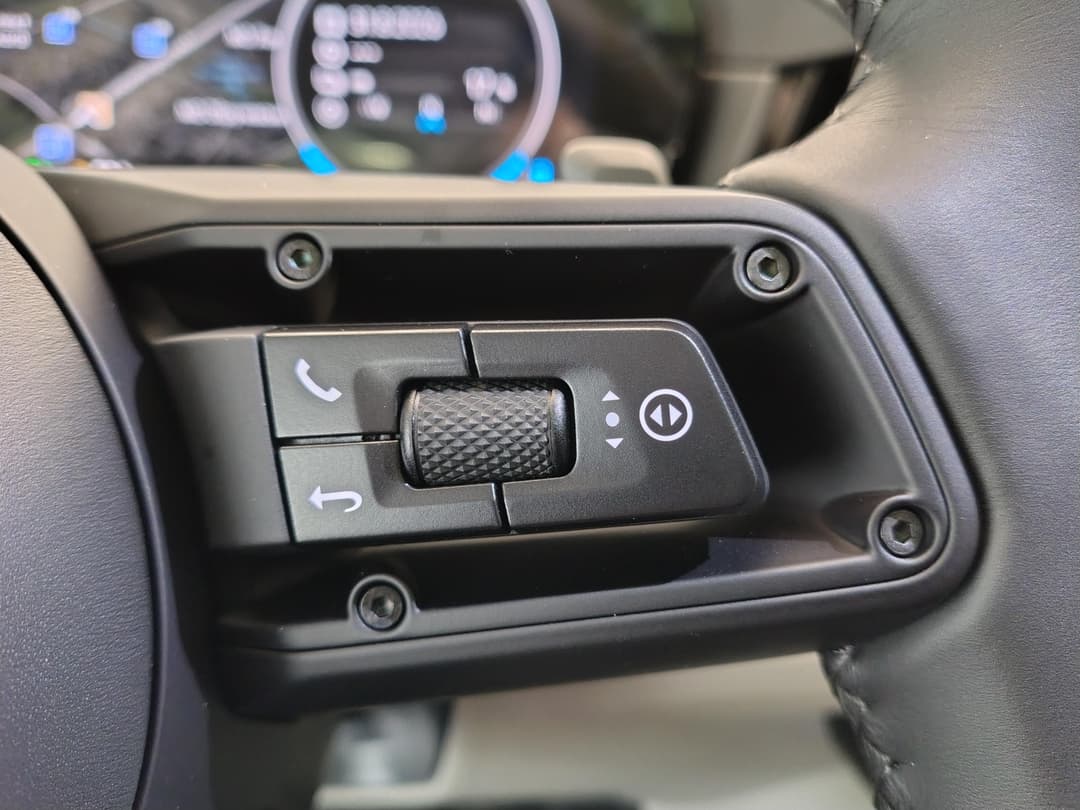 Porsche Cayenne E-Hybrid Black Edition в лизинг - 24