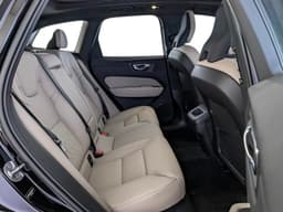 Volvo XC60 B5 Zhiyuan Deluxe Edition 250hp 8AT в лизинг - 13