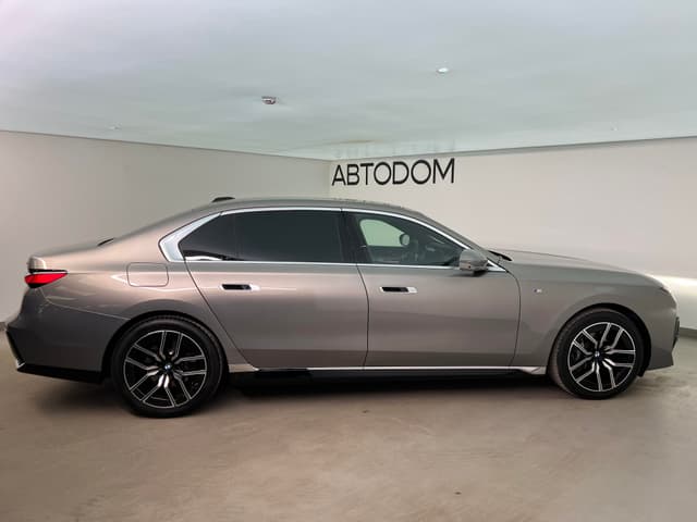 BMW 7 серия 740i xDrive в лизинг - 6
