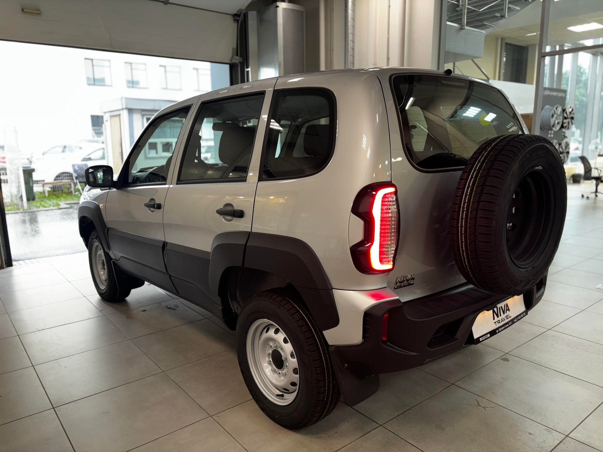 Lada Niva Travel Classic 1.8 90hp 5MT в лизинг - 6