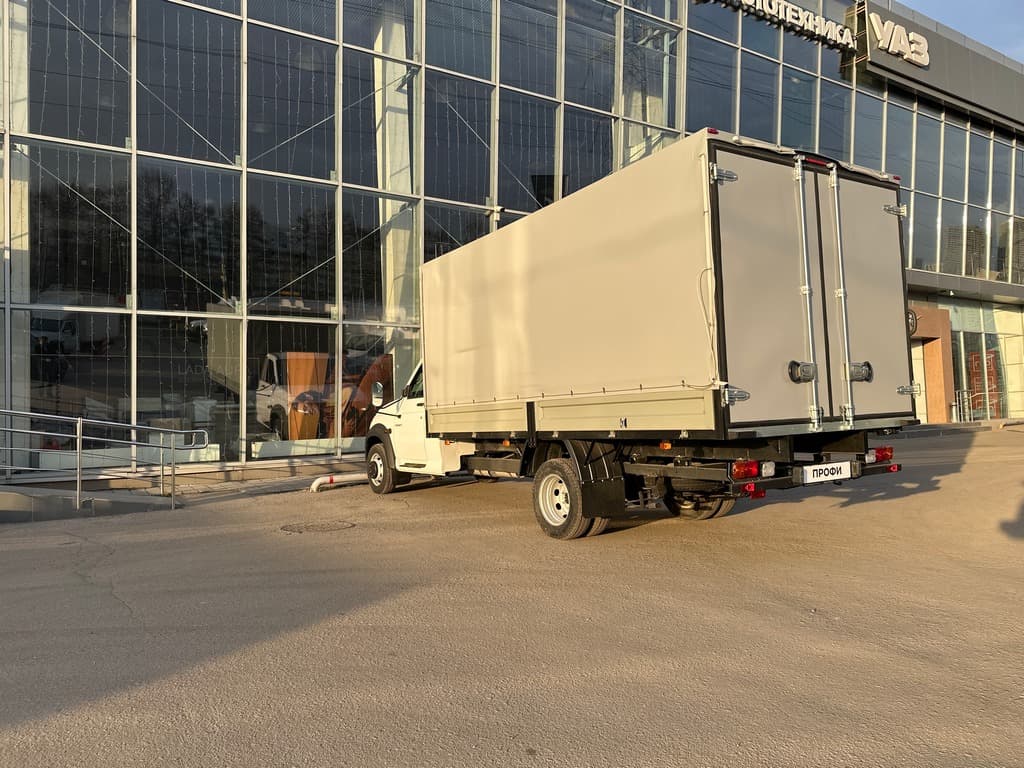 UAZ Profi Еврофургон длинная база Base двускатный мост 4х2 2.7 5MT в лизинг - 7