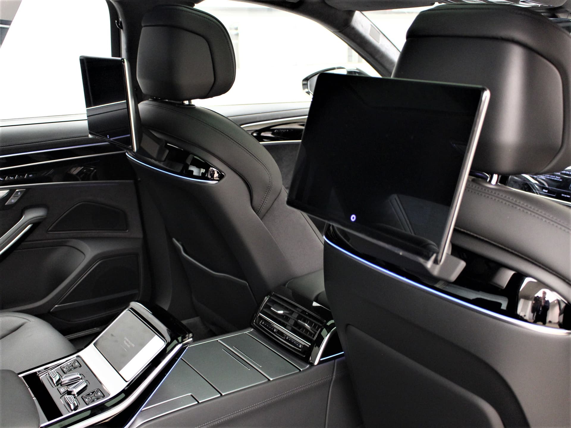 Audi A8 L 55 TFSI quattro tiptronic в лизинг - 16