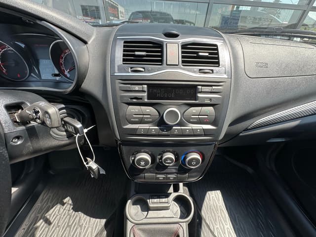 Lada Granta Sportline лифтбек Comfort 1.6 106hp 5MT в лизинг - 12