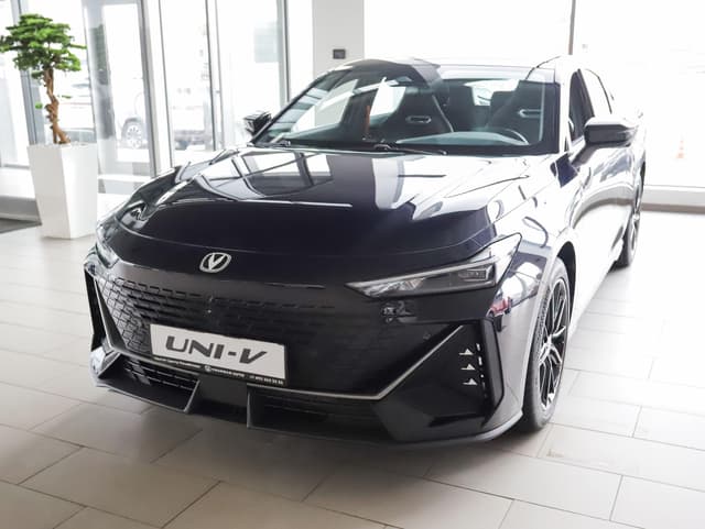 Changan Uni-V Tech 1.5T 7DCT в лизинг - 2
