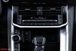 Toyota Land Cruiser 300 В-Икс-Р 3.3 дизель АТ в лизинг - 7