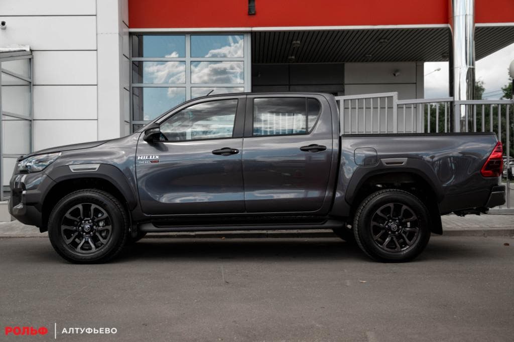 Toyota Hilux - 4