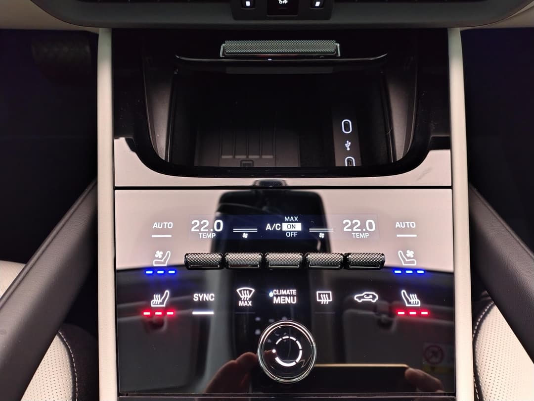 Porsche Cayenne E-Hybrid Black Edition в лизинг - 31