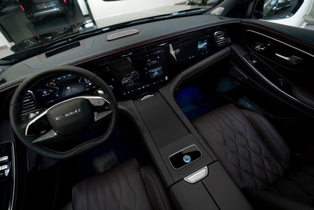 EXEED VX President 7 мест 2.0T 8AT 4WD в лизинг - 13