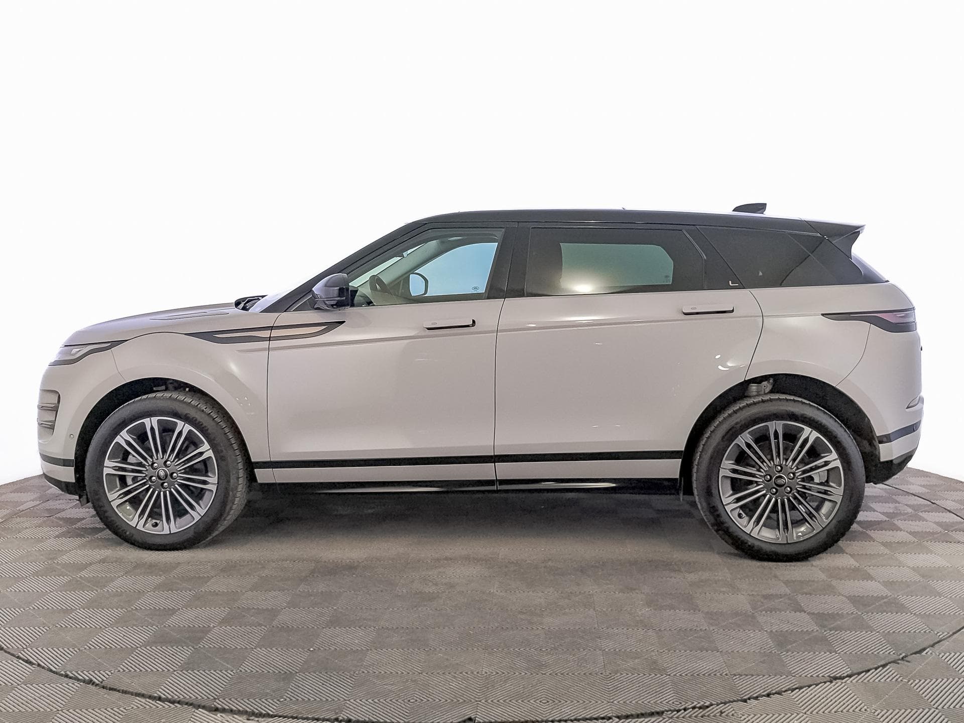 Land Rover Range Rover Evoque L 2.0 249PS MHEV Flowing Light Elegant в лизинг - 4