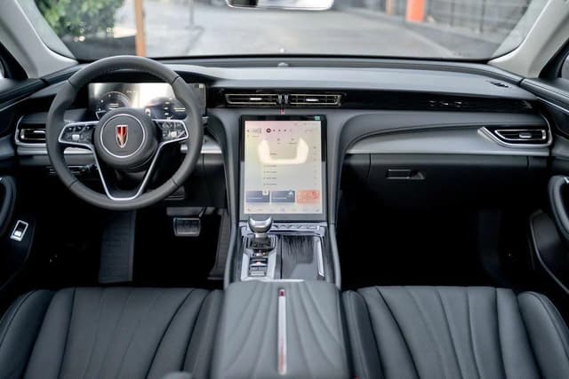 Hongqi H5 Black Edition 2.0Т в лизинг - 12