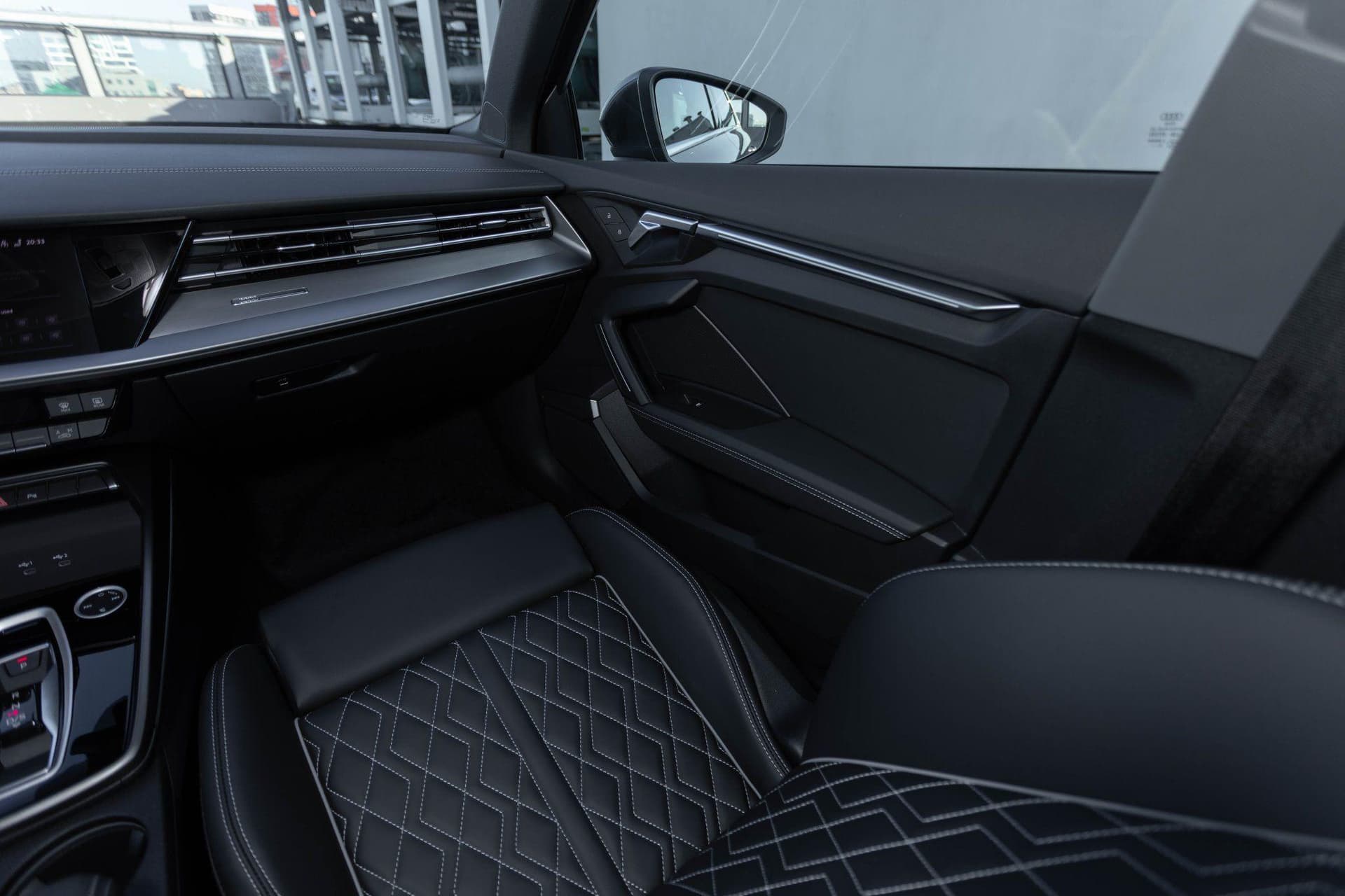Audi A3 Sedan L Flying Spur Premium Edition 35 TFSI tiptronic в лизинг - 16