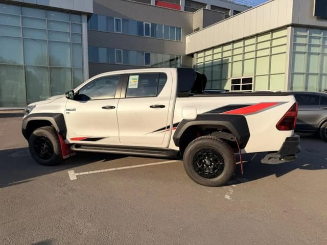 Toyota Hilux GR Sport 4.0 AT в лизинг - 8