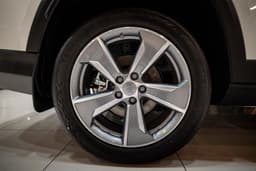 Geely Okavango Flagship 2.0T 7DCT 2WD в лизинг - 10