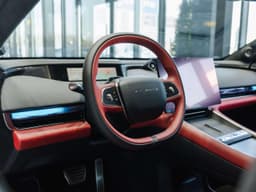 Exlantix ES 1.5 Hyb AT AWD в лизинг - 13