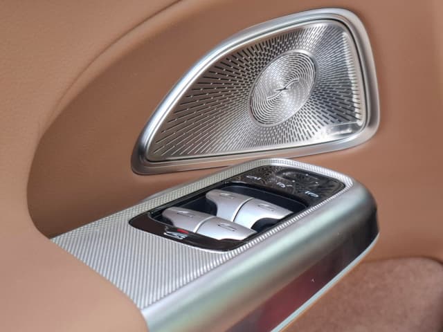 Mercedes-Benz E седан 300 полный привод АМГ Лайн (AMG Line) в лизинг - 17