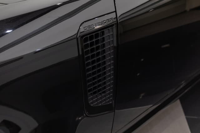 Land Rover Defender 110 3.0 дизель 350 л.с. гибрид Икс-Дайнэмик ХСЕ (X-Dynamic HSE) в лизинг - 16