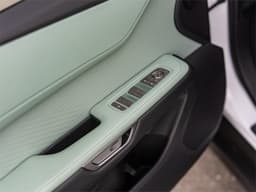 Lexus ES 300h 2.0 гибрид вариатор в лизинг - 11