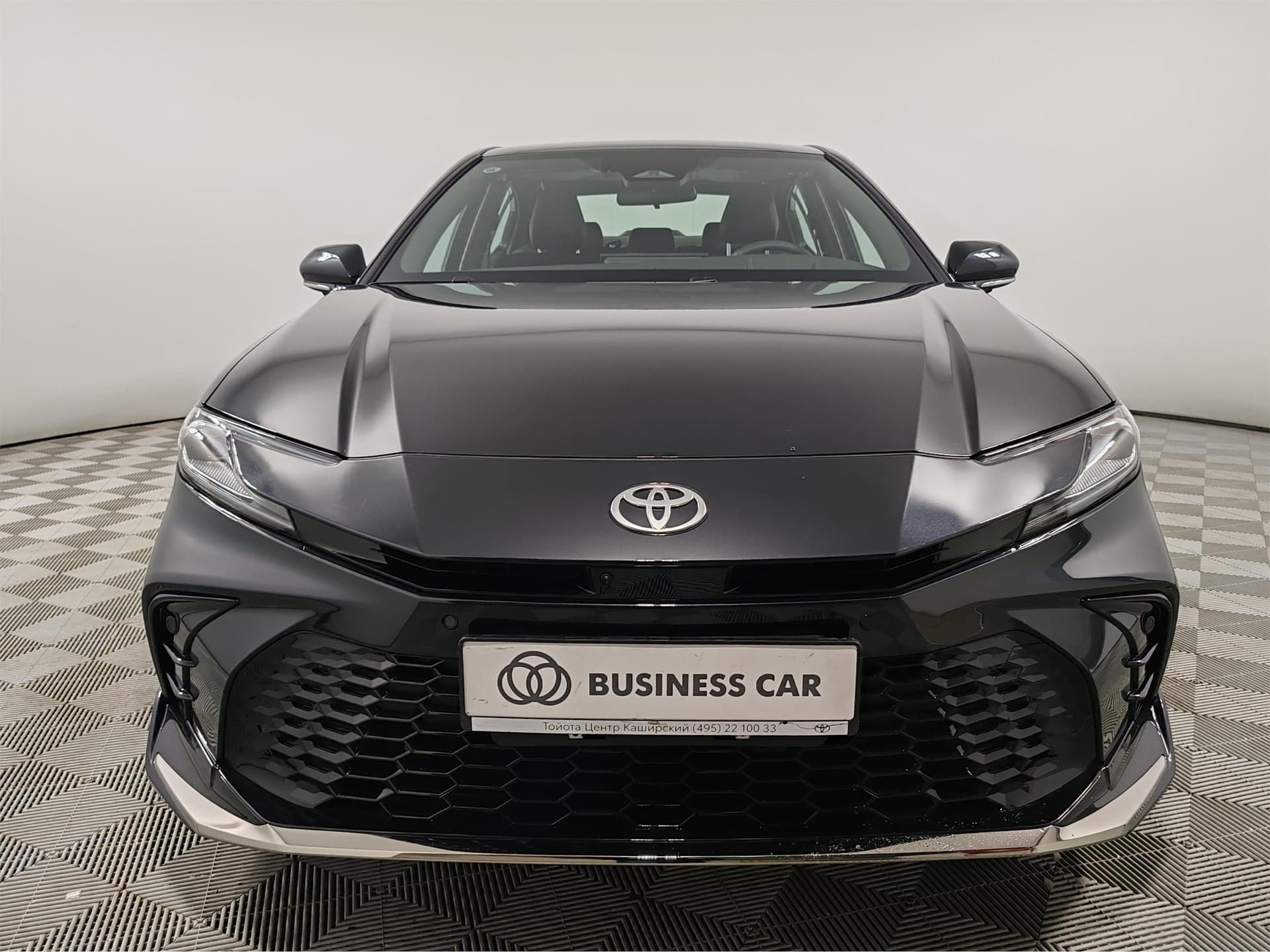 Toyota Camry 2.0HXS Sports Plus Edition в лизинг - 16