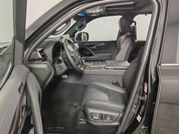 Lexus LX 600 Urban PTL в лизинг - 17