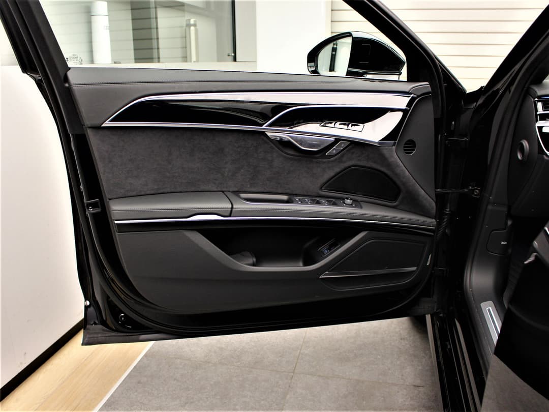 Audi A8 L 55 TFSI quattro tiptronic в лизинг - 24