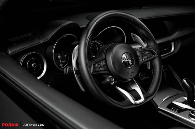 Alfa Romeo Stelvio Велоче 2.0Т 280 л.с. полный привод АТ (Veloce) в лизинг - 11