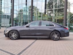 Mercedes-Benz E седан 300 полный привод АМГ Лайн (AMG Line) в лизинг - 4