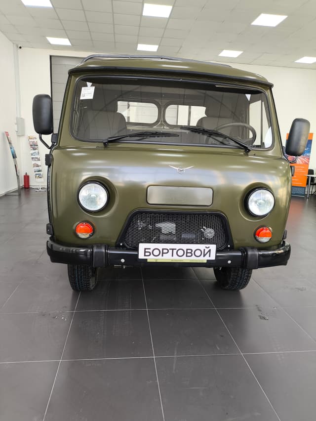 UAZ 3303 Бортовой Одинарная кабина без ABS 2.7 5MT в лизинг - 4