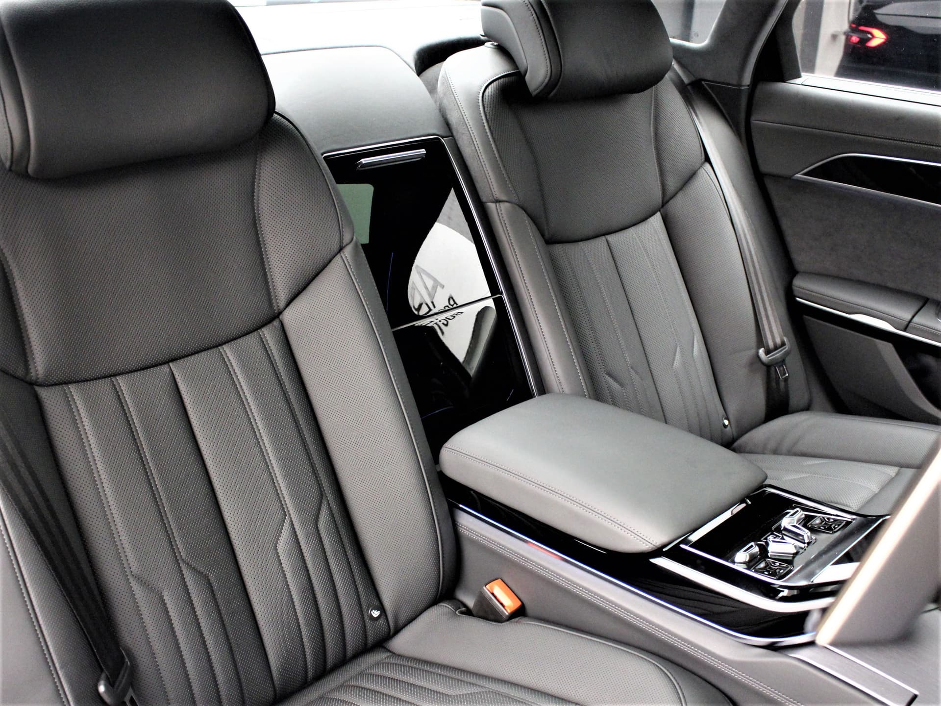 Audi A8 L 55 TFSI quattro tiptronic в лизинг - 20