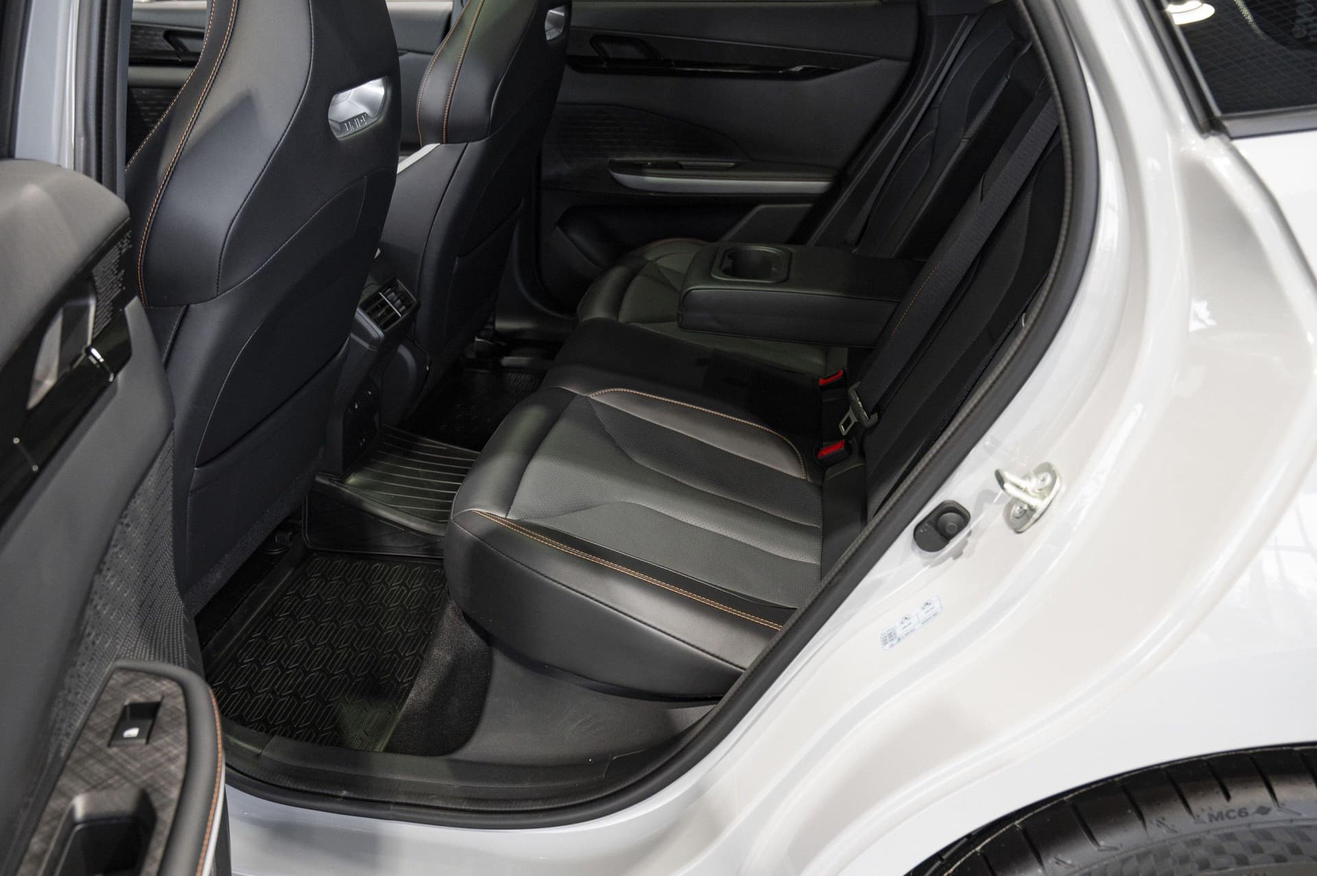 Changan Uni-V Tech 1.5T 7DCT в лизинг - 23