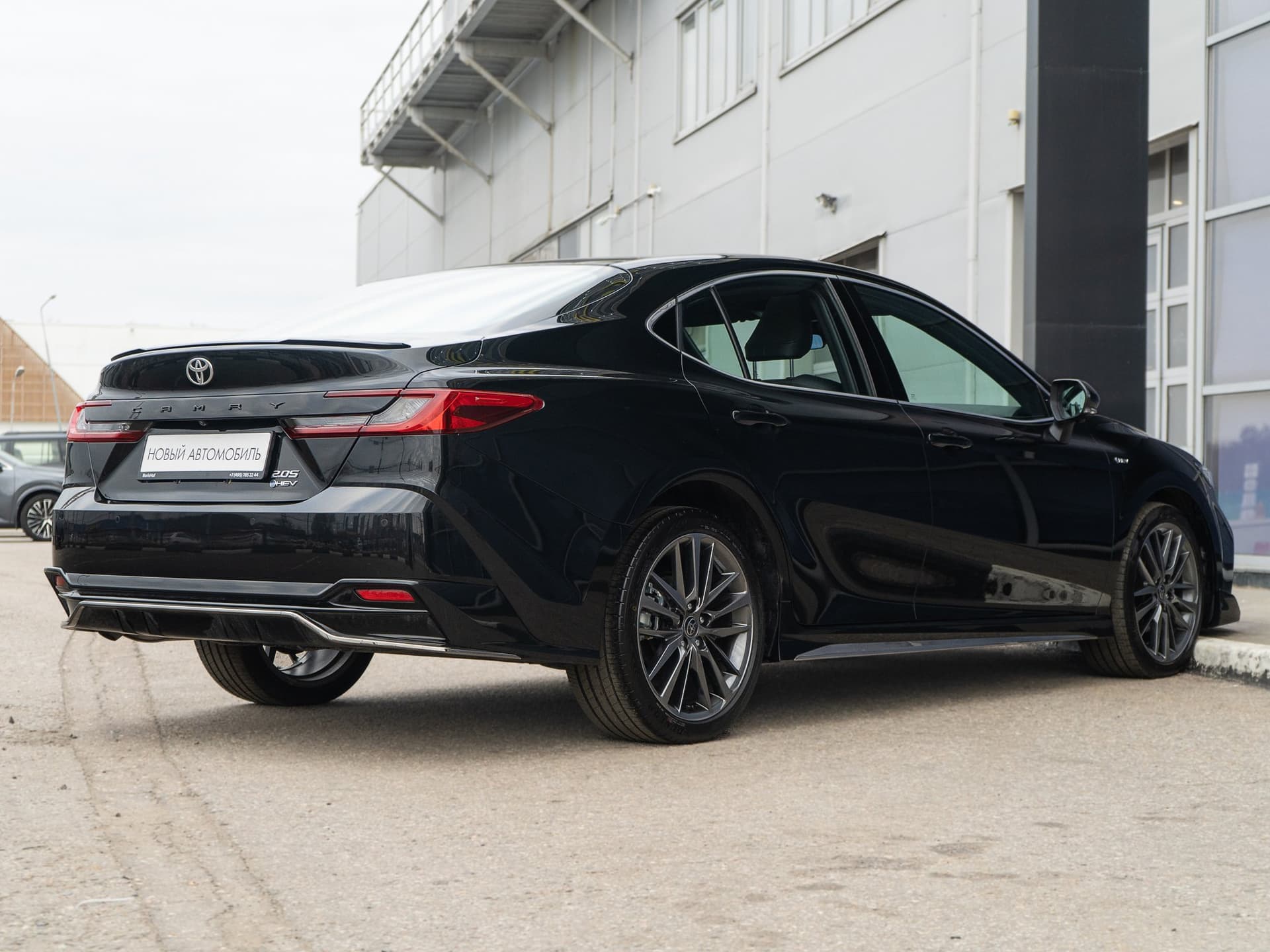 Toyota Camry 2.0HXS Sports Plus Edition в лизинг - 8