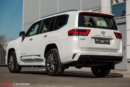 Toyota Land Cruiser 300 В-Икс-Р 3.3 дизель АТ в лизинг - 4