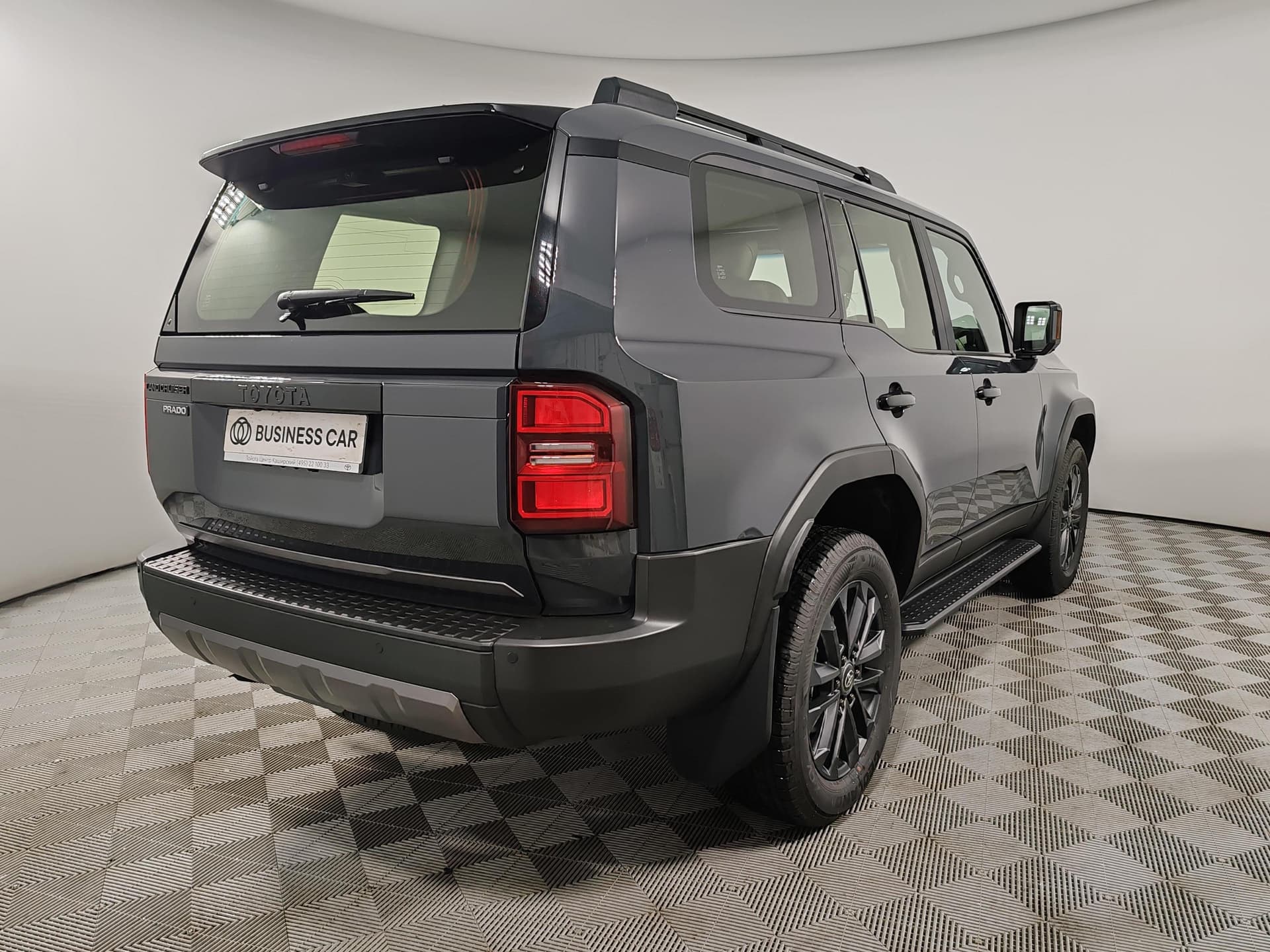 Toyota Land Cruiser Prado Mid VX 2.8d АКП в лизинг - 6