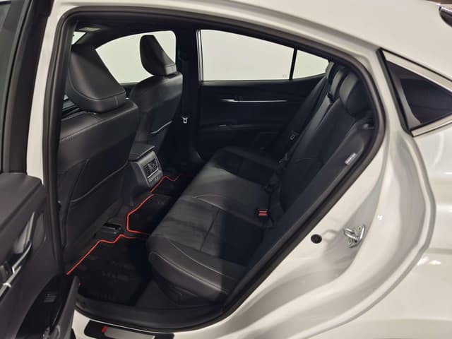 Toyota Camry 2.0HXS Sports Plus Edition в лизинг - 24