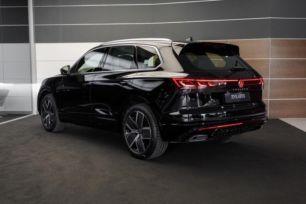 Volkswagen Touareg R-Line V6 3.0 TDI 286hp 8AT в лизинг - 4