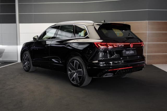 Volkswagen Touareg R-Line V6 3.0 TDI 286hp 8AT в лизинг - 4
