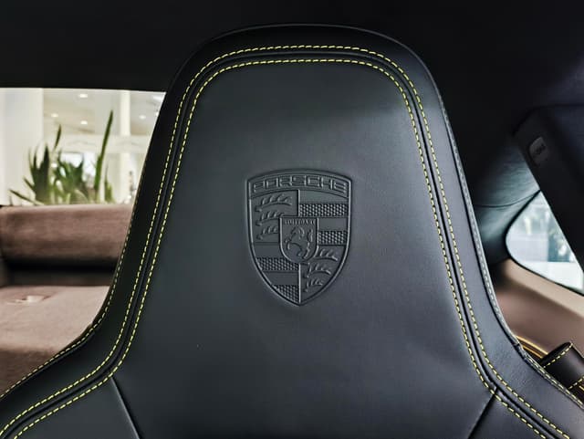 Porsche 911 Турбо Эс (Turbo S) в лизинг - 31