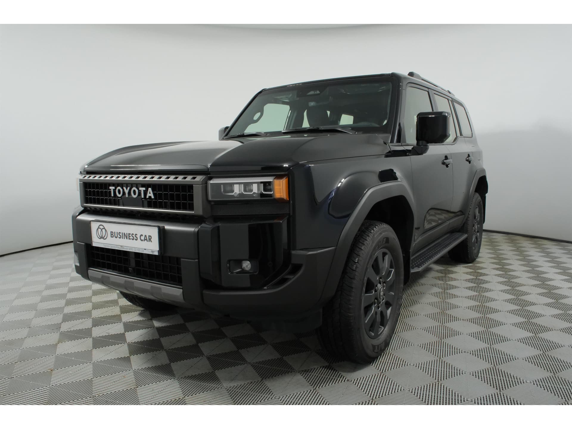 Toyota Land Cruiser Prado Mid VX 2.8d АКП в лизинг - 2