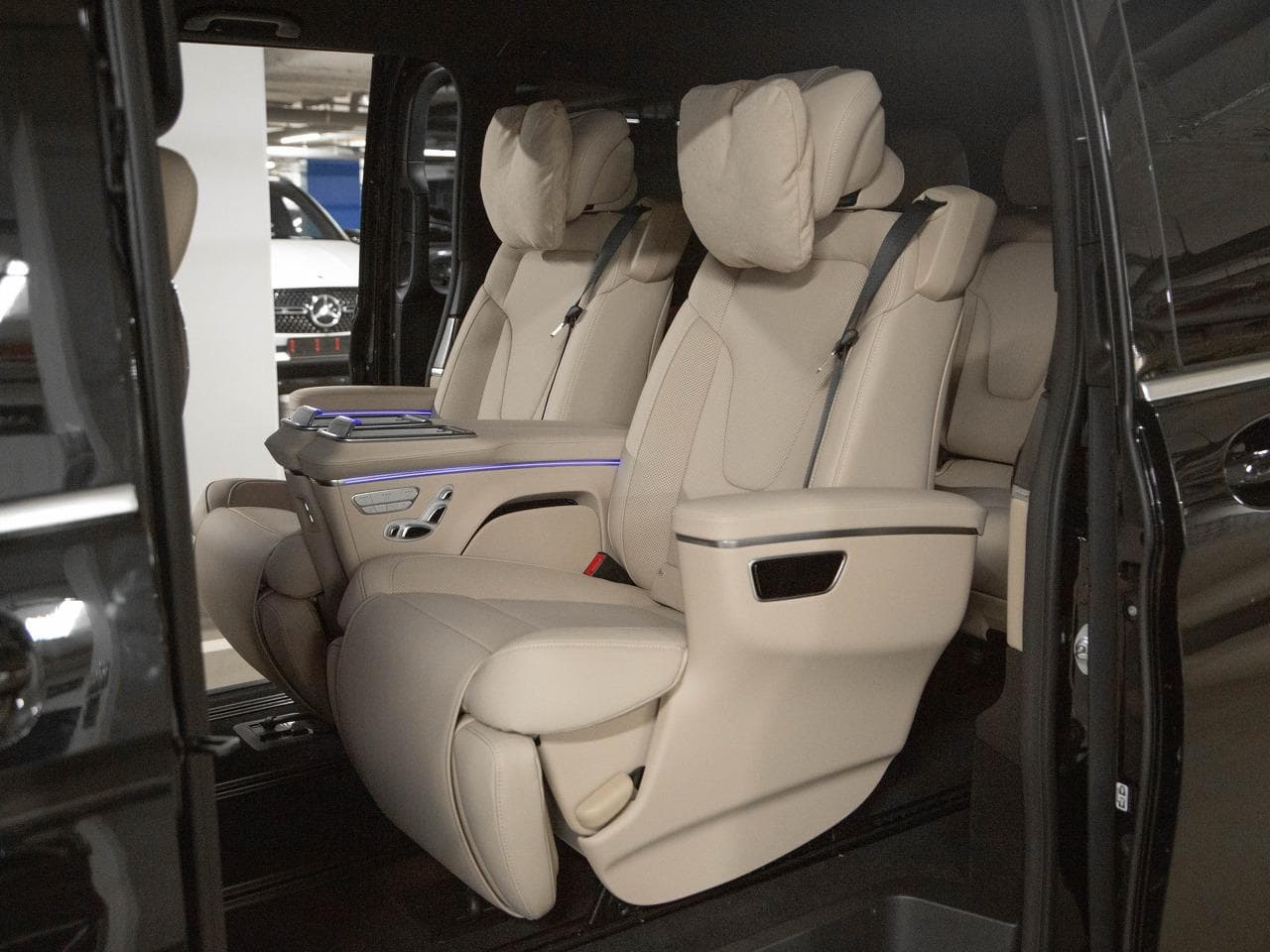 Mercedes-Benz V 300 d EL 4MATIC EXCLUSIVE в лизинг - 4