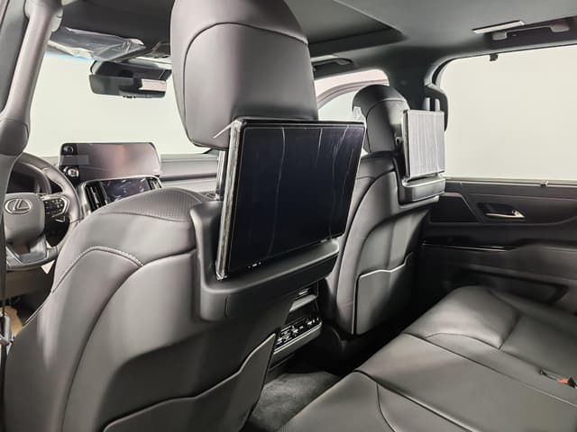 Lexus LX 500d Urban DSL в лизинг - 23