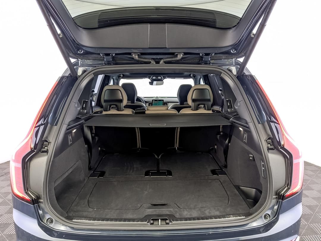 Volvo XC90 B5 Ultra 7 мест 250hp 8AT AWD в лизинг - 9