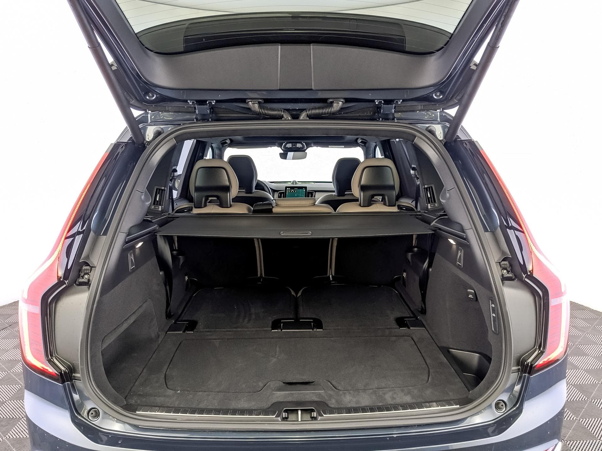 Volvo XC90 B5 Ultra 7 мест 250hp 8AT AWD в лизинг - 9