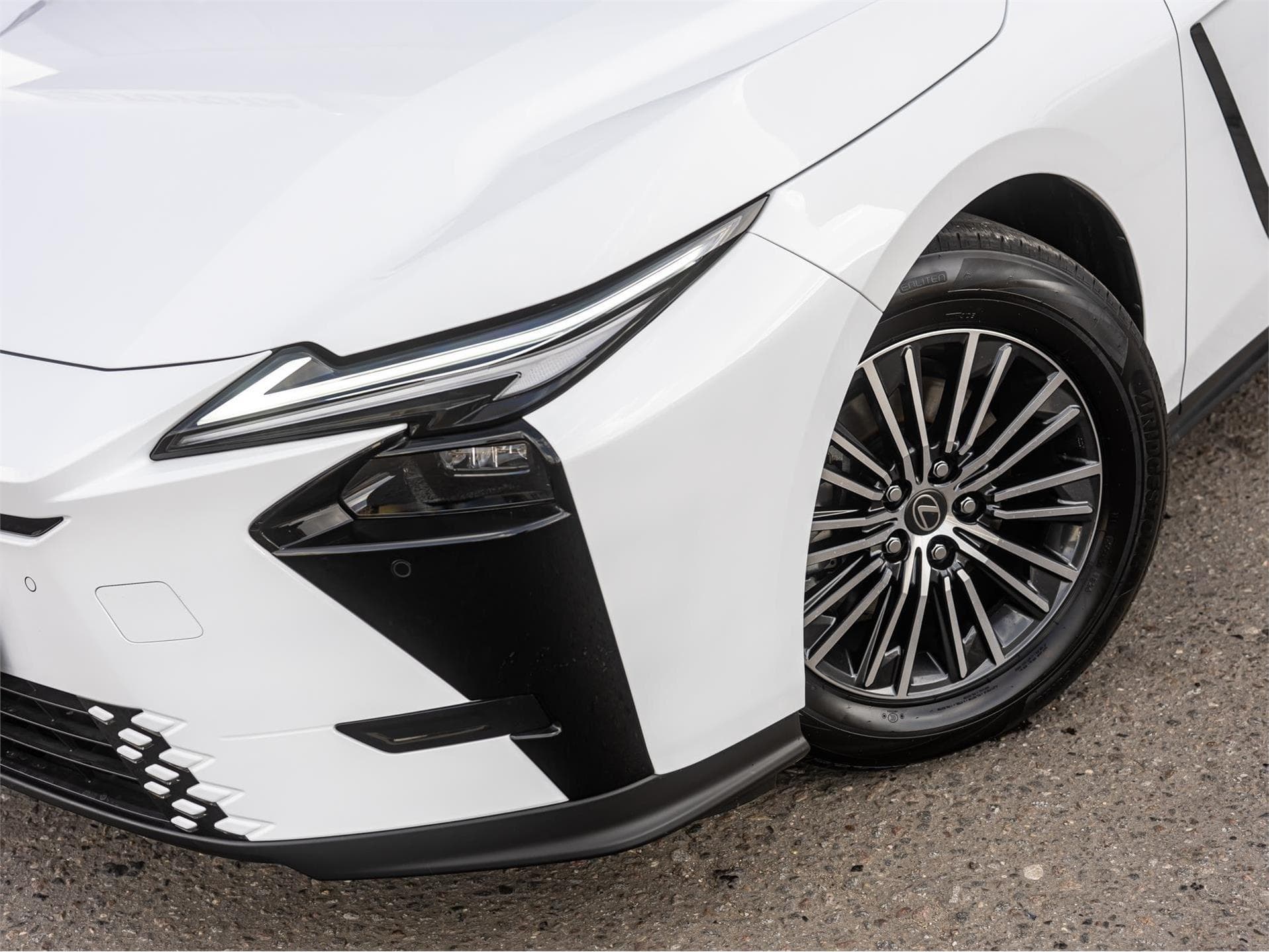 Lexus ES 300h 2.0 гибрид вариатор в лизинг - 5