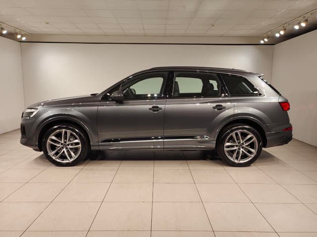 Audi Q7 - 4