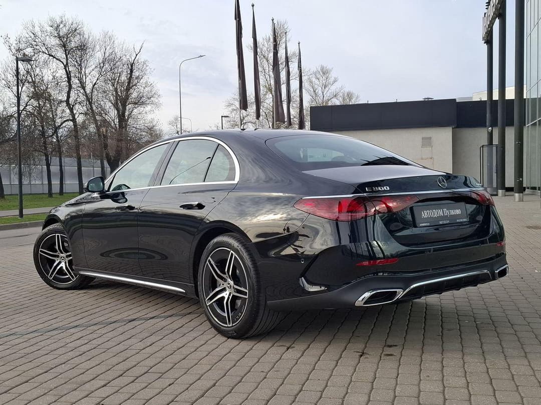 Mercedes-Benz E седан 300 полный привод АМГ Лайн (AMG Line) в лизинг - 7
