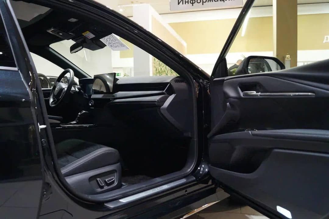 Toyota Camry 2.0HXS Sports Plus Edition в лизинг - 10