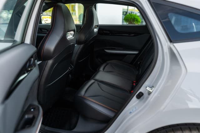 Changan Uni-V Tech 1.5T 7DCT в лизинг - 14