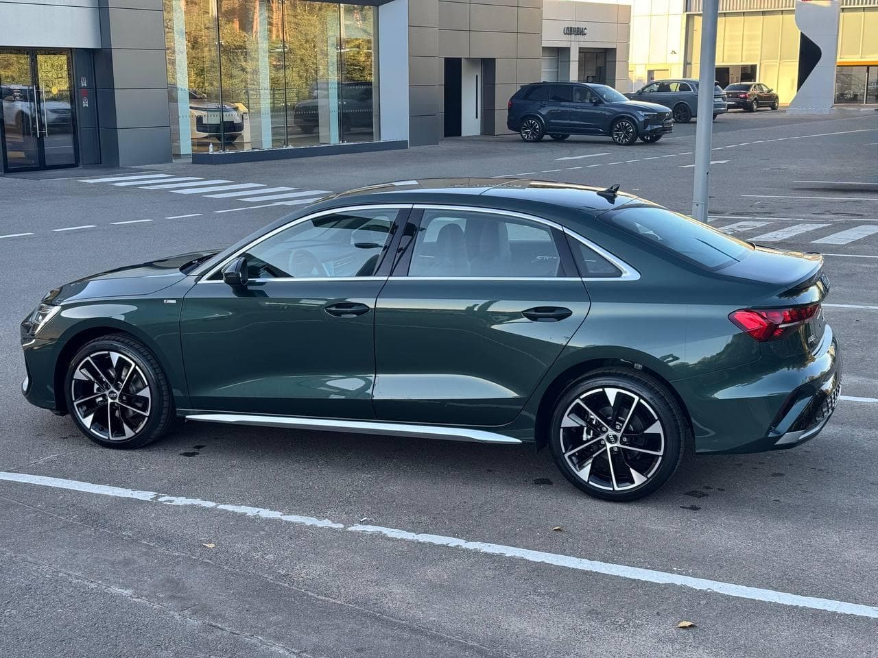 Audi A3 Sedan L Flying Spur Premium Edition 35 TFSI tiptronic в лизинг - 4